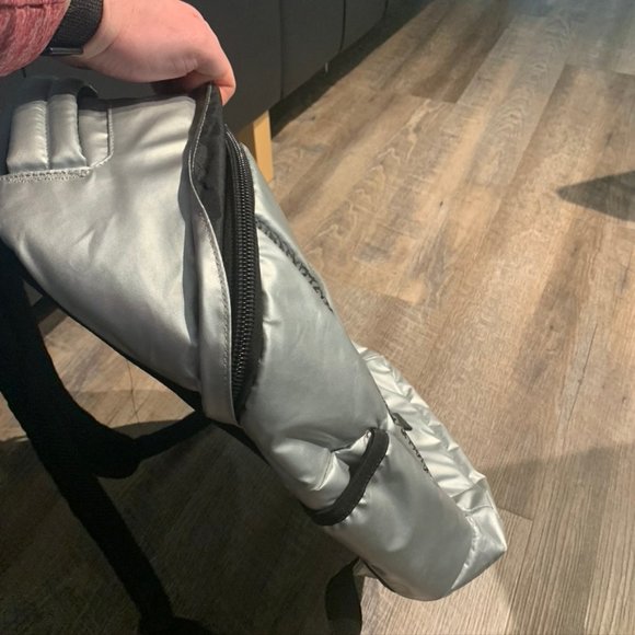 Nike Air Jordan Backpack Laptop Bookbag Metal Silv - Picture 4 of 7